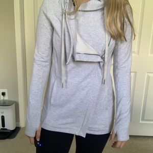 LULULEMON Versatile Wrap sweater Spring 2020